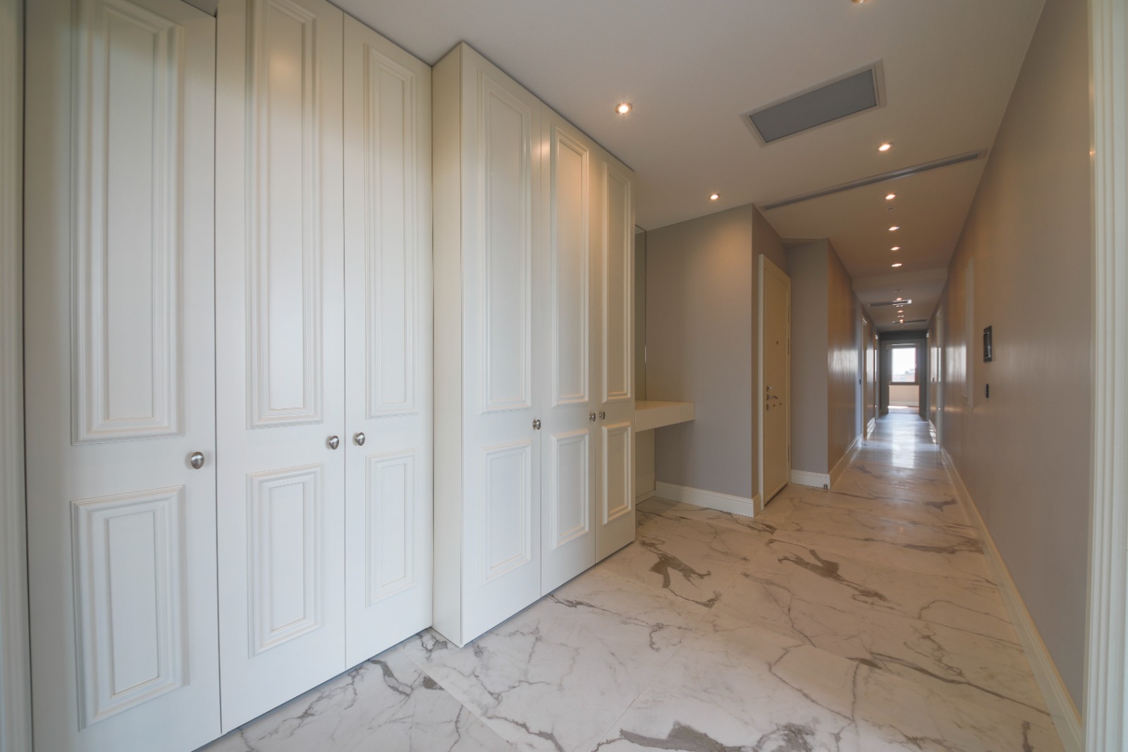 İSTANBUL, CADDEBOSTAN’DA 280 m², 4+1 DAİRE