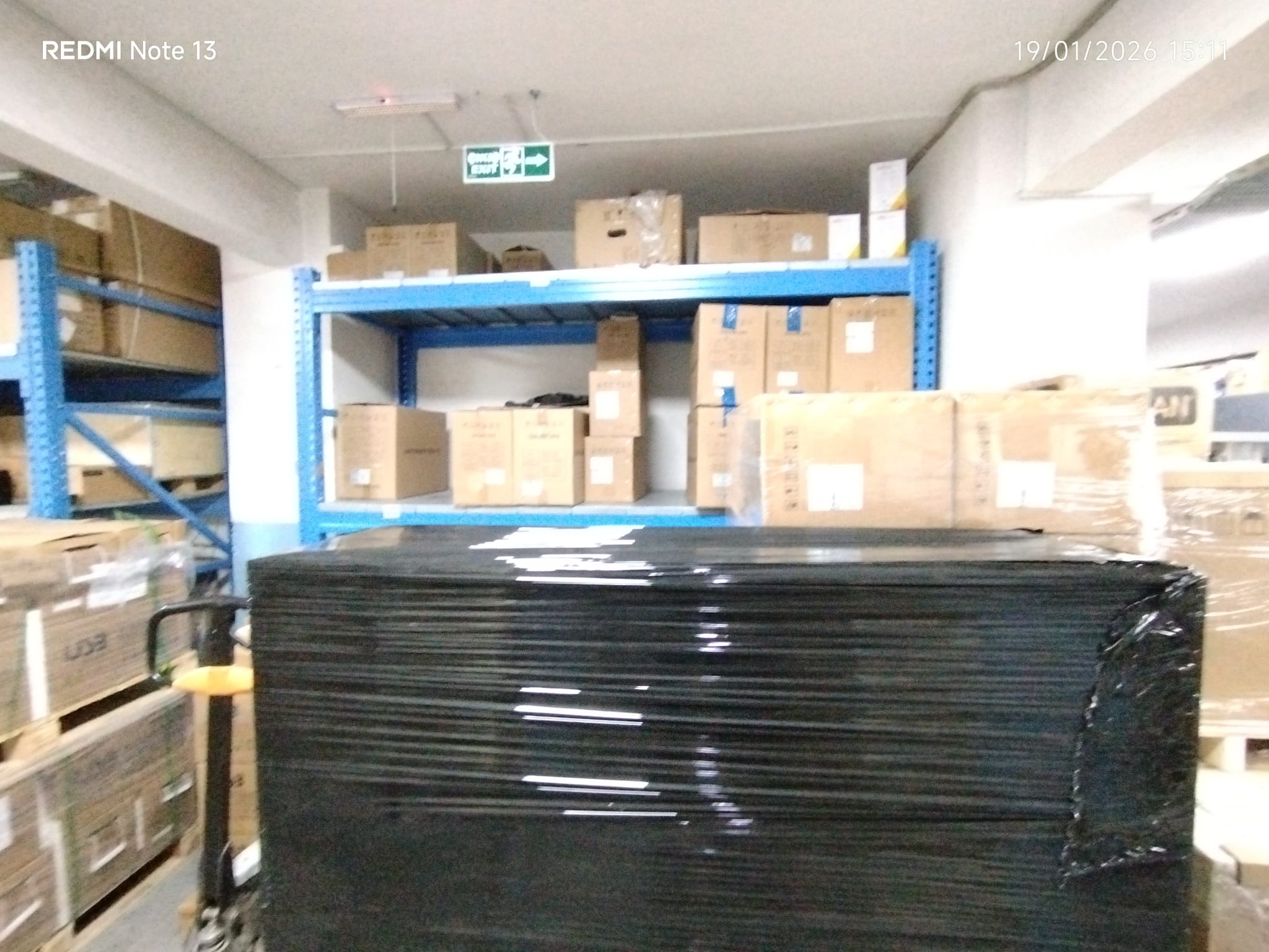 İSTANBUL, ÜMRANİYE, ÇAKMAK’TA 1.100 m² SATILIK KOMPLE PLAZA