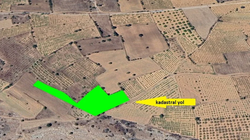 DENİZLİ, ÇİVRİL, KARABEDİRLER’DE 6.000 m² ARAZİ