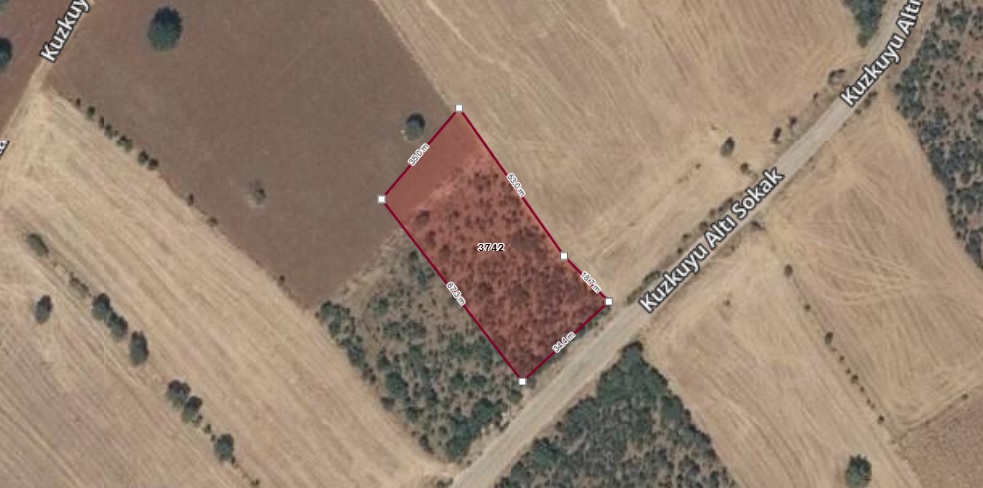 DENİZLİ, ÇİVRİL, KARABEDİRLER’DE 2.400 m² ARAZİ