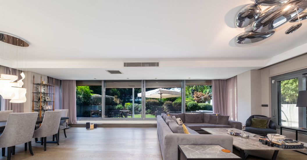 İSTANBUL, SUADİYE’DE 230 m², 3+1 ÖZEL BAHÇELİ DAİRE